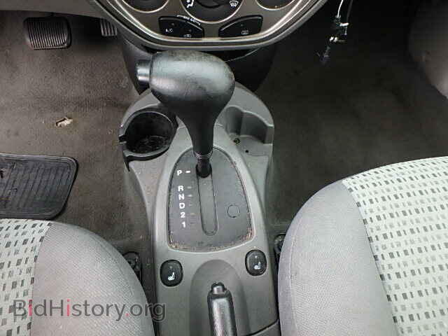 2005 FORD FOCUS - VIN: 1FAFP34N15W242514 - Фото 9