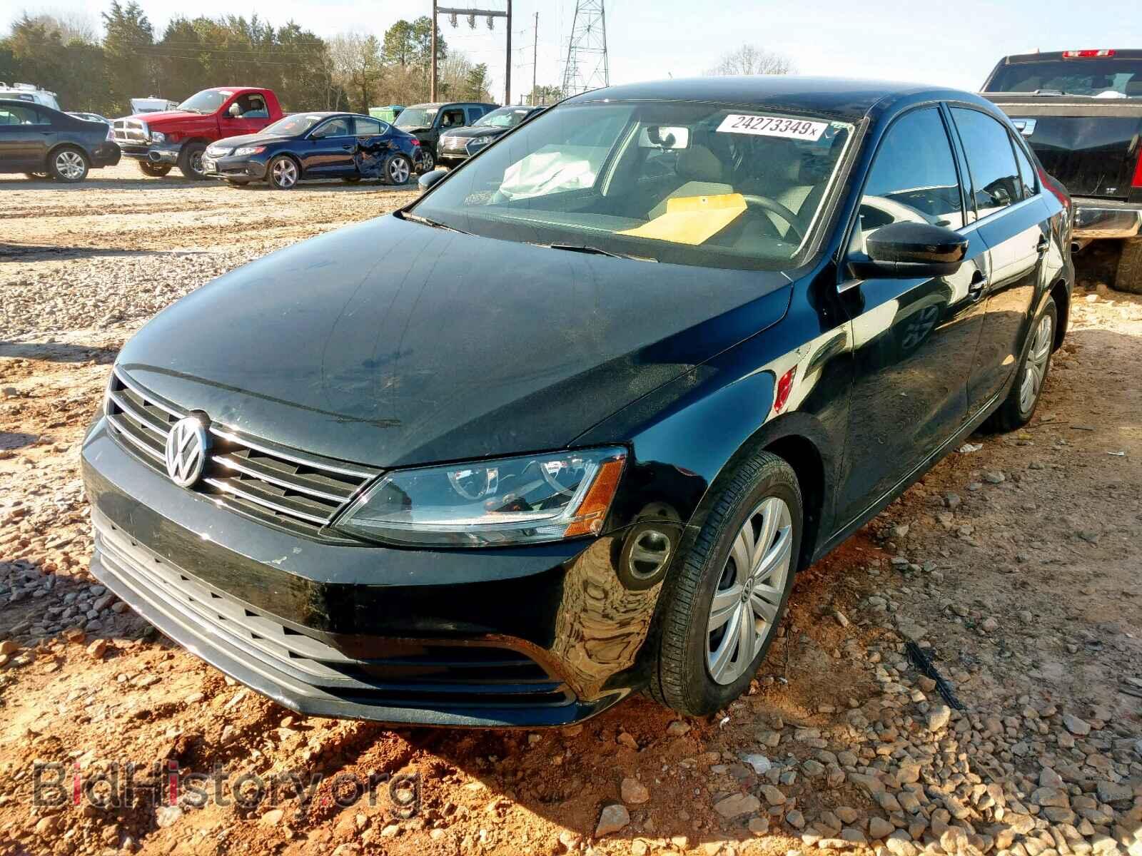2017 VOLKSWAGEN JETTA - VIN: 3VW2B7AJ3HM252818 - Фото 2