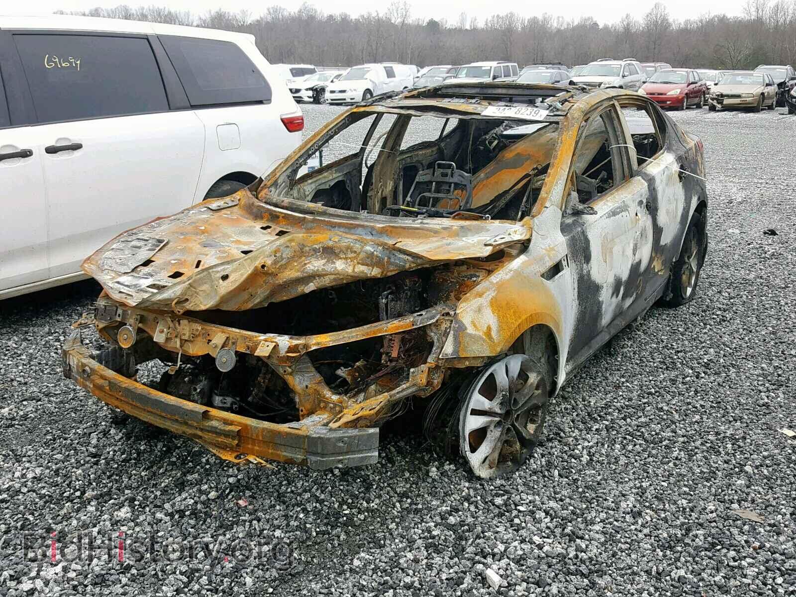 2011 KIA OPTIMA - VIN: KNAGN4A72B5057306 - Photo 2