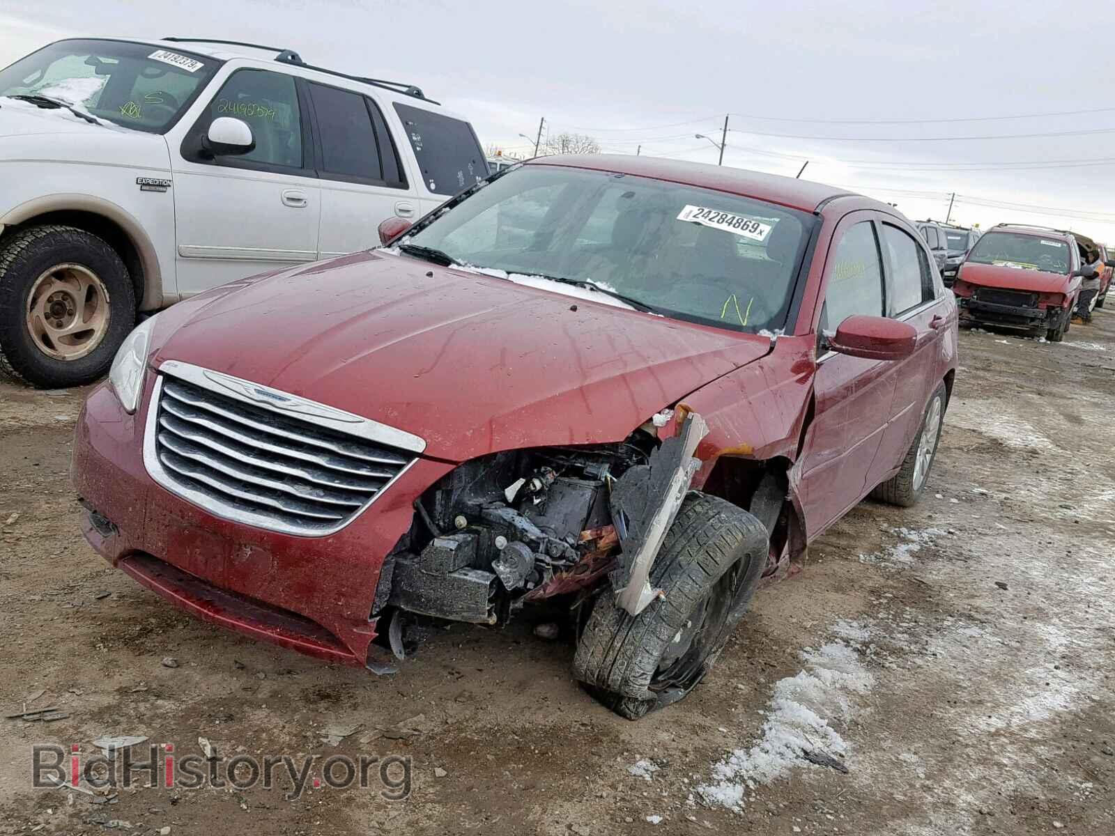 2012 CHRYSLER 200 - VIN: 1C3CCBAG9CN247623 - Фото 2