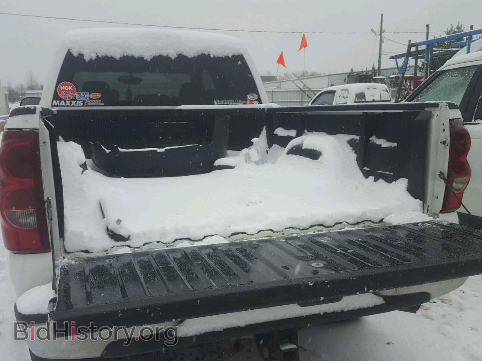 2005 CHEVROLET SILVERADO - VIN: 1GCHC23UX5F886157 - Фото 9
