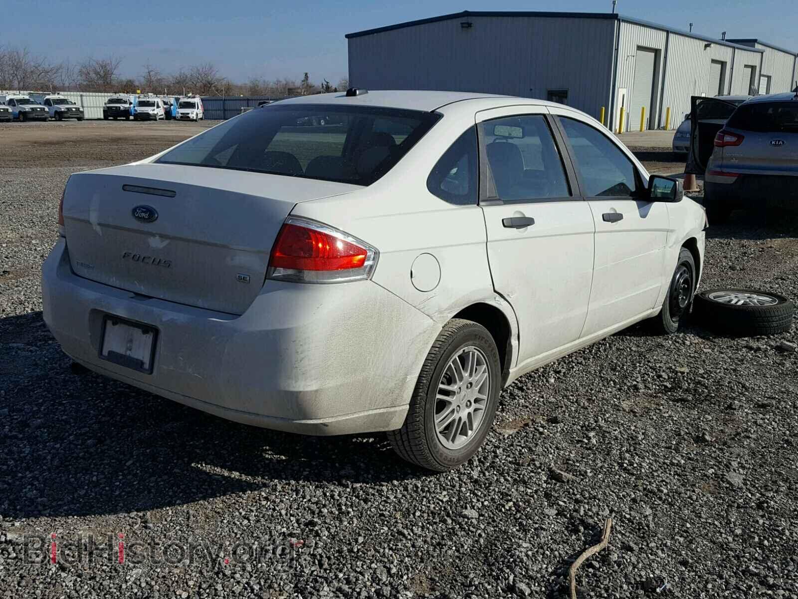 2011 FORD FOCUS - VIN: 1FAHP3FN0BW148433 - Фото 4