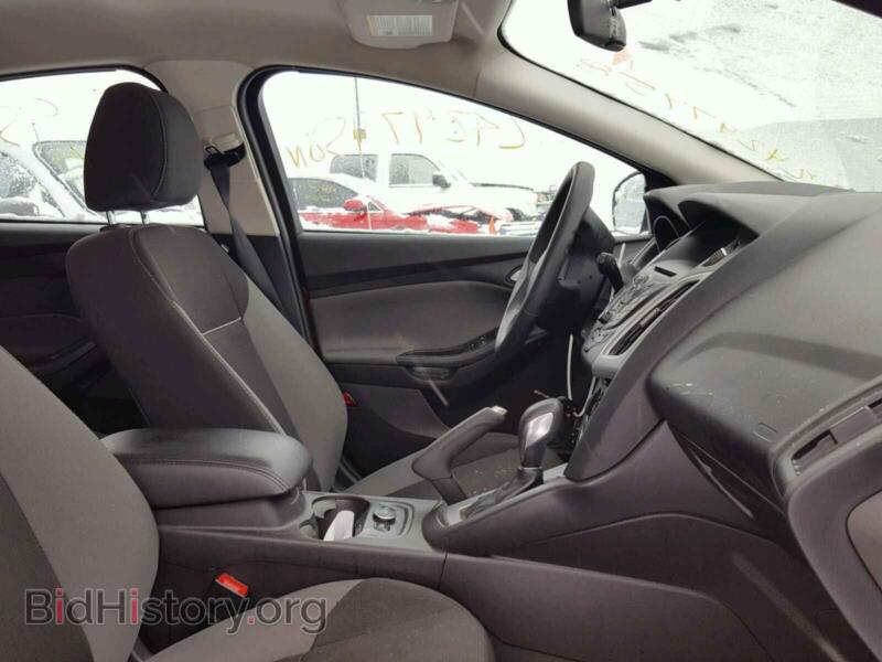 2014 Ford FOCUS (VIN 1FADP3K2XEL202031) — фото 5 из 10