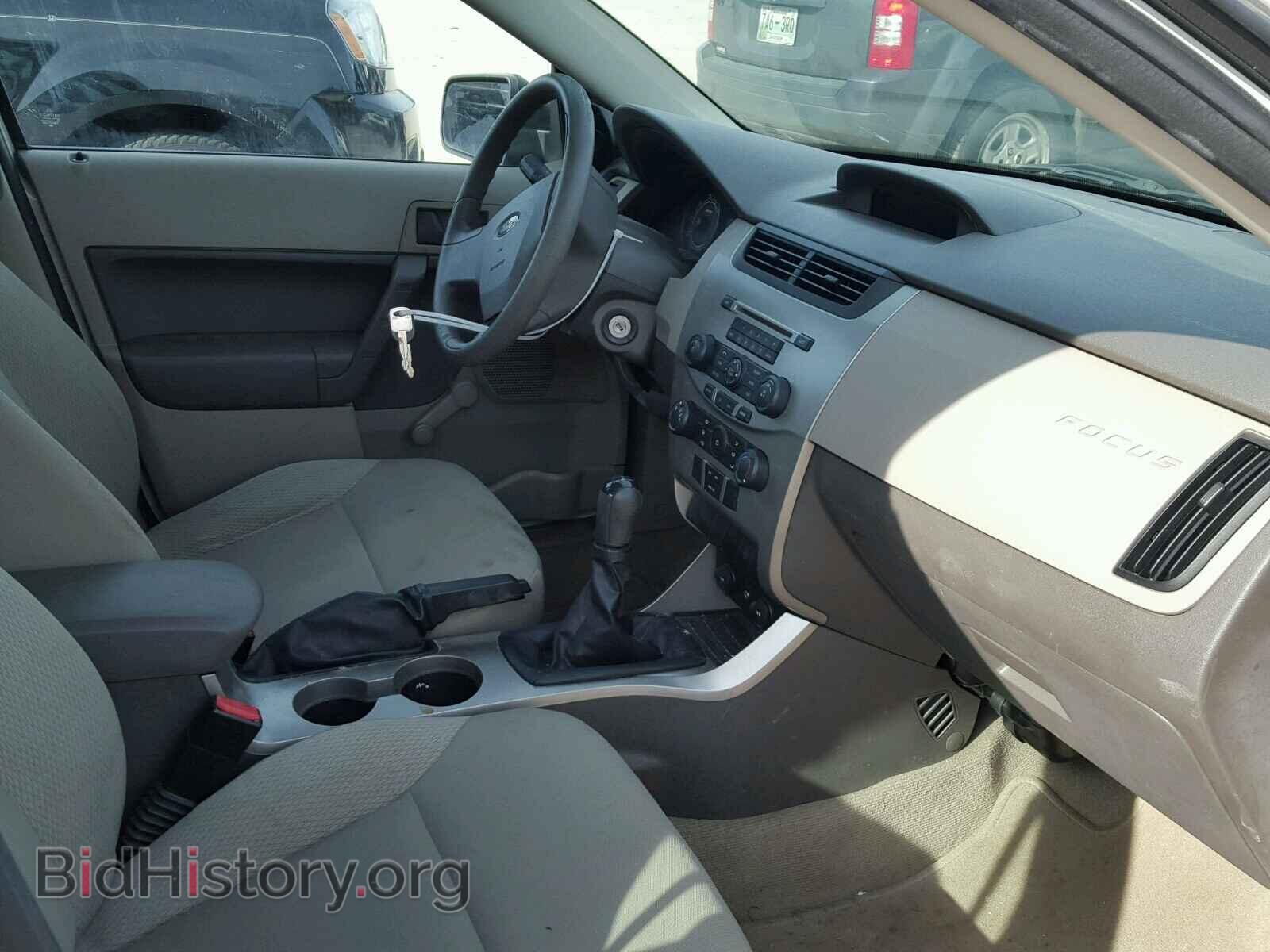 2009 FORD FOCUS - VIN: 1FAHP34N29W135471 - Фото 5