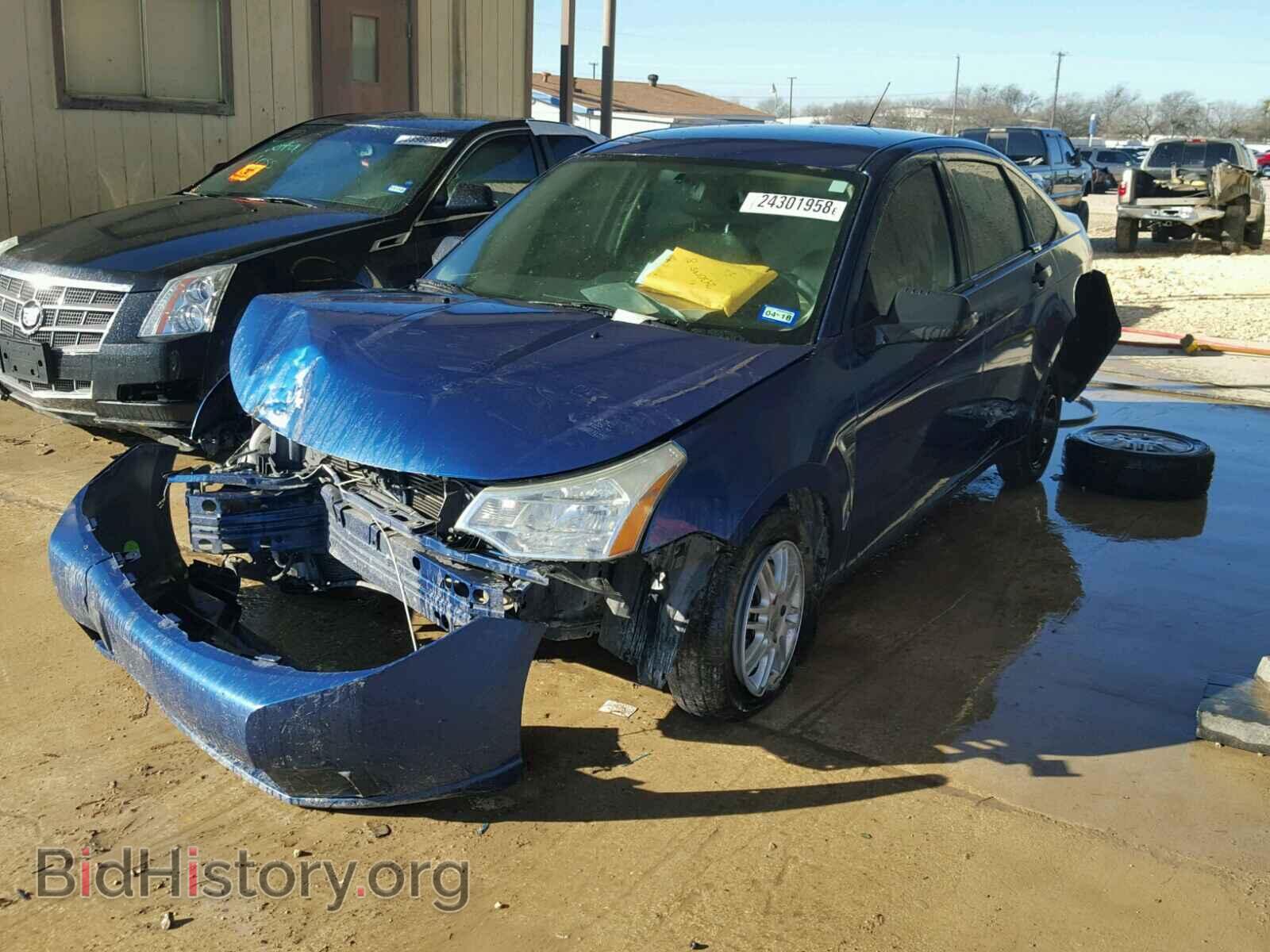 2008 FORD FOCUS - VIN: 1FAHP35N08W110470 - Photo 2