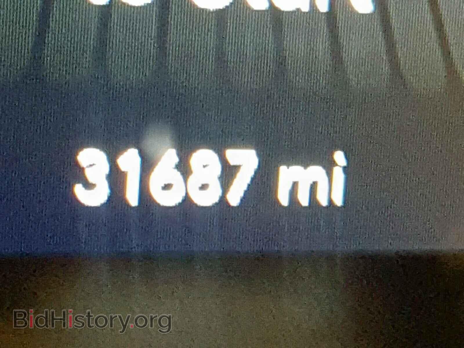 2017 DODGE CHALLENGER - VIN: 2C3CDZGG2HH555861 - Фото 8