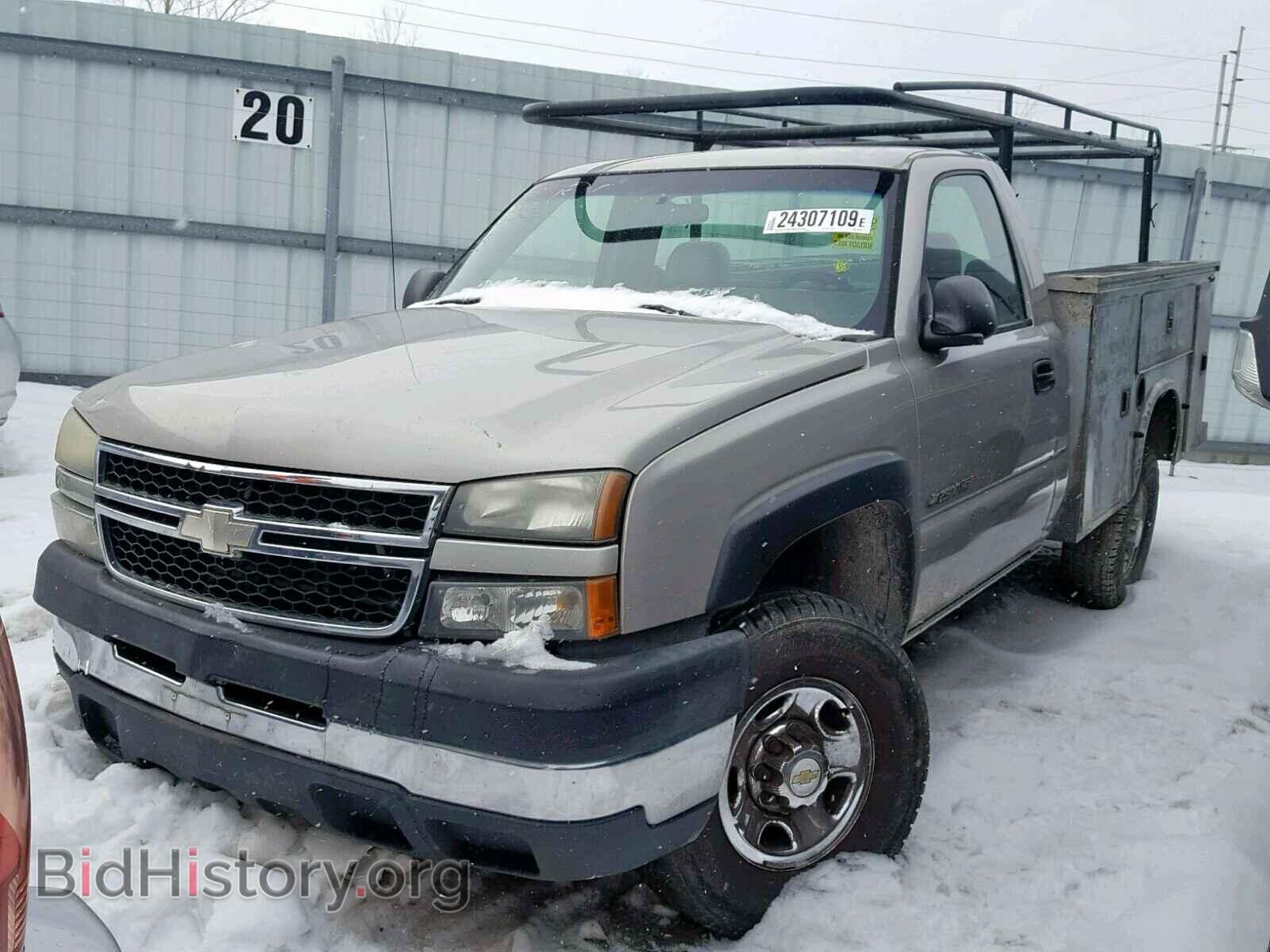 2006 CHEVROLET SILVERADO - VIN: 1GCHC24U26E243016 - Фото 2