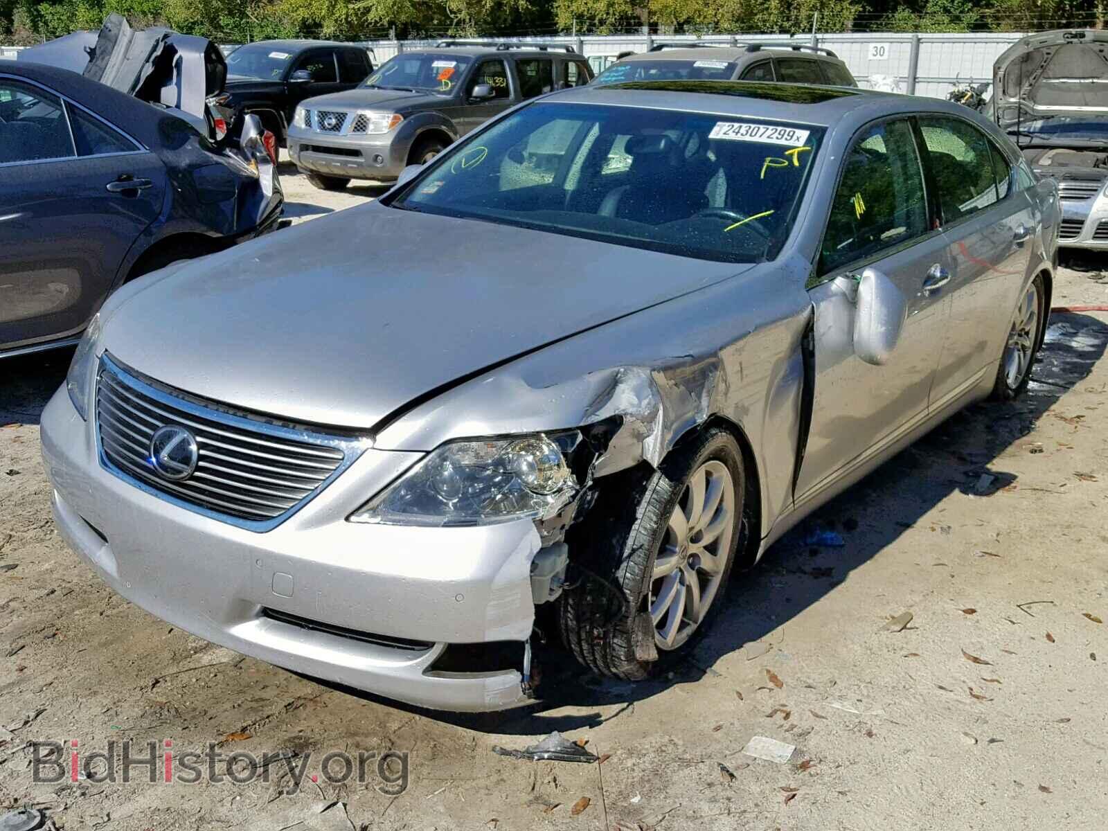 2007 LEXUS LS460 - VIN: JTHGL46FX75003539 - Photo 2