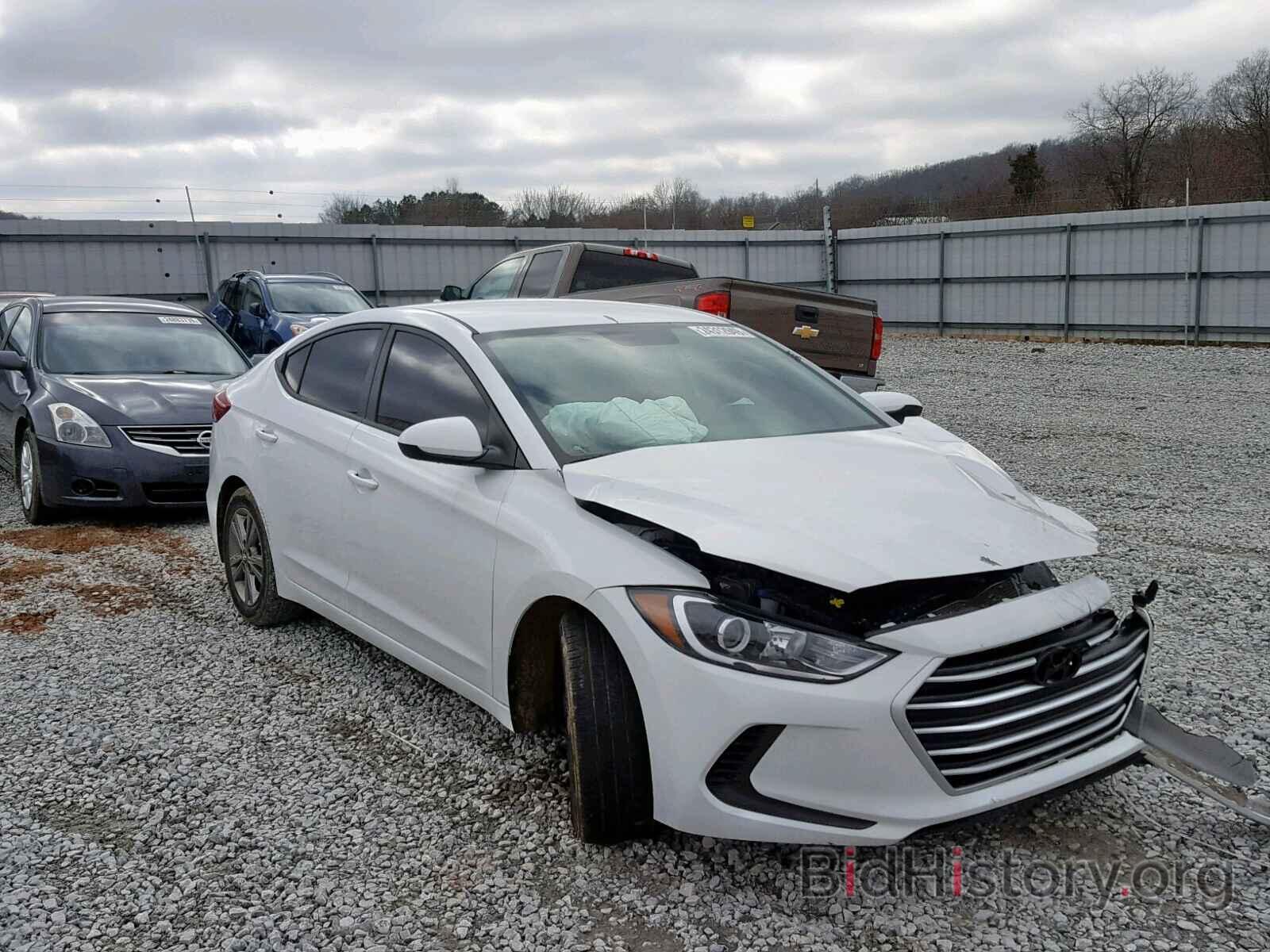 Photo 5NPD84LF0HH051045 - HYUNDAI ELANTRA 2017