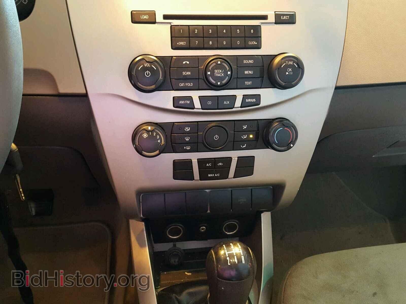 2008 FORD FOCUS - VIN: 1FAHP32N28W102715 - Фото 9