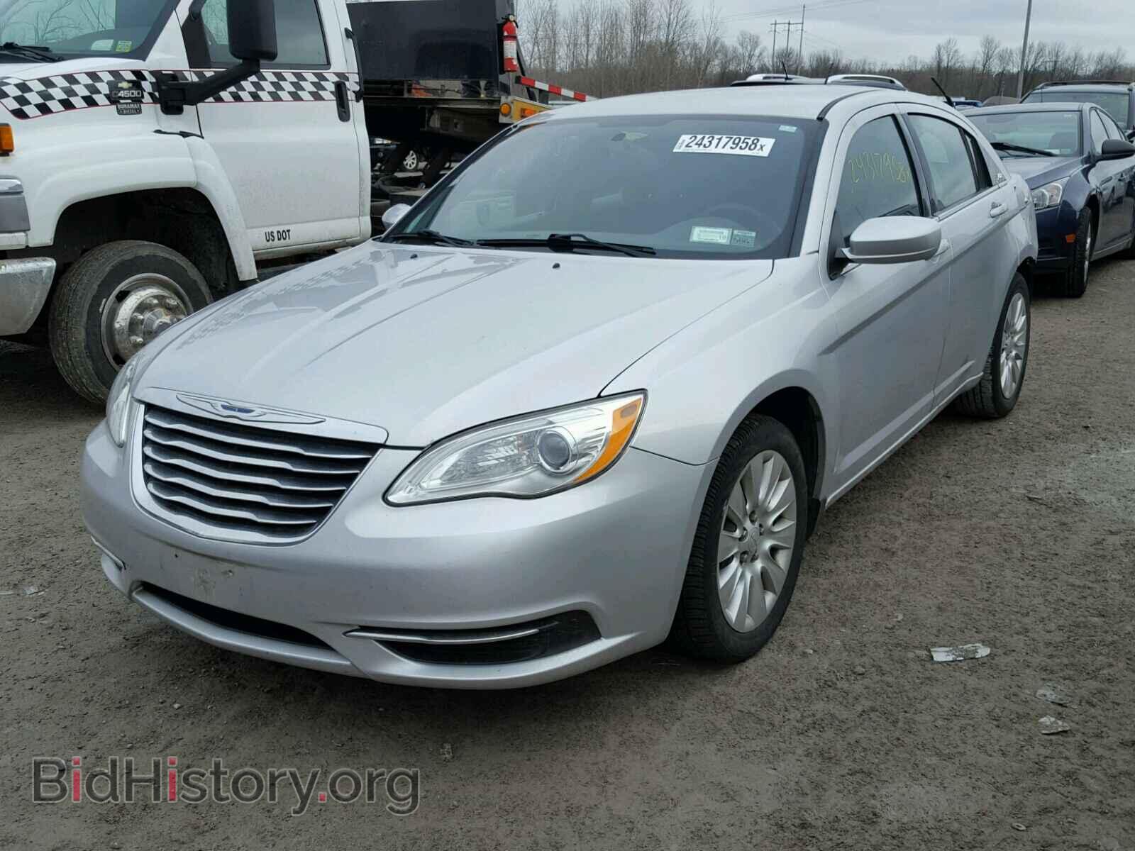 2012 CHRYSLER 200 - VIN: 1C3CCBAB6CN172447 - Фото 2