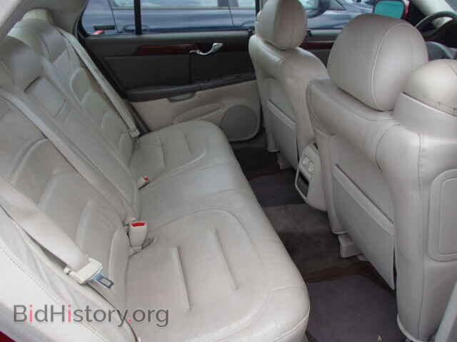 2001 CADILLAC DEVILLE - VIN: 1G6KD54Y71U201336 - Photo 6