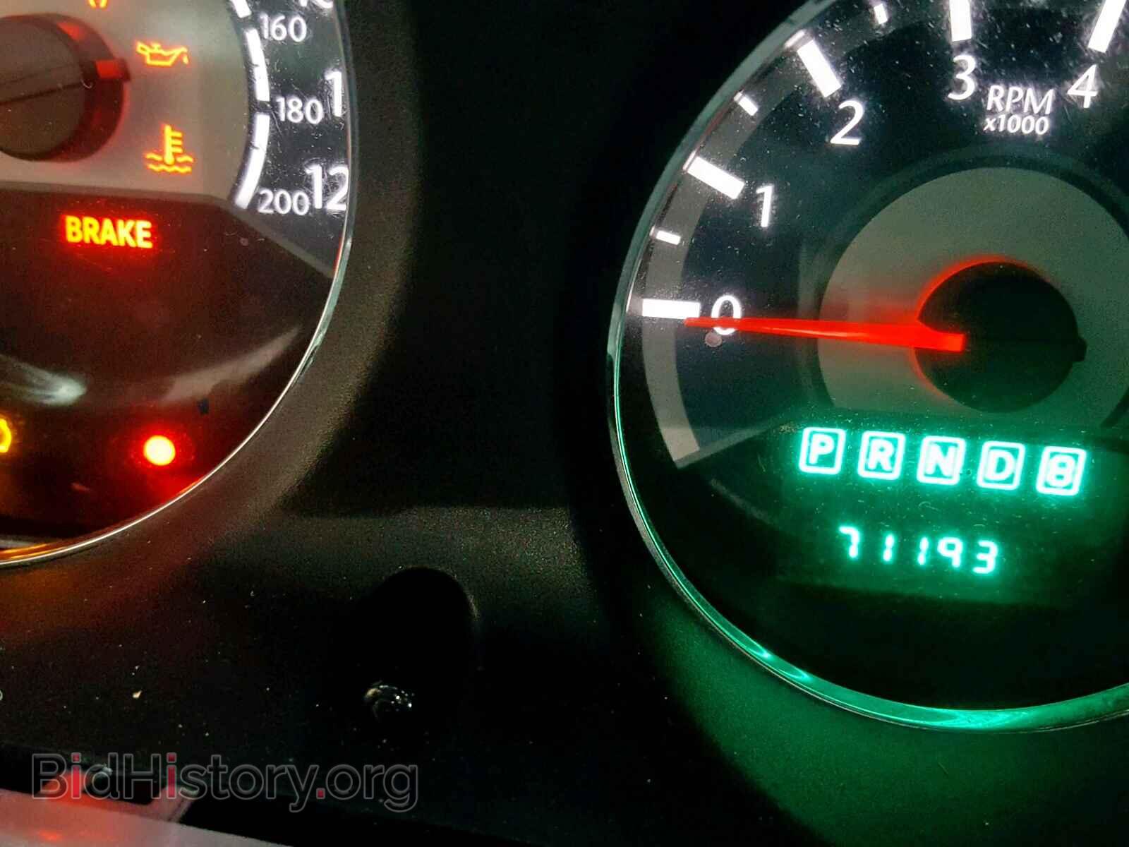 2011 CHRYSLER 200 - VIN: 1C3BC2FG8BN514320 - Фото 8