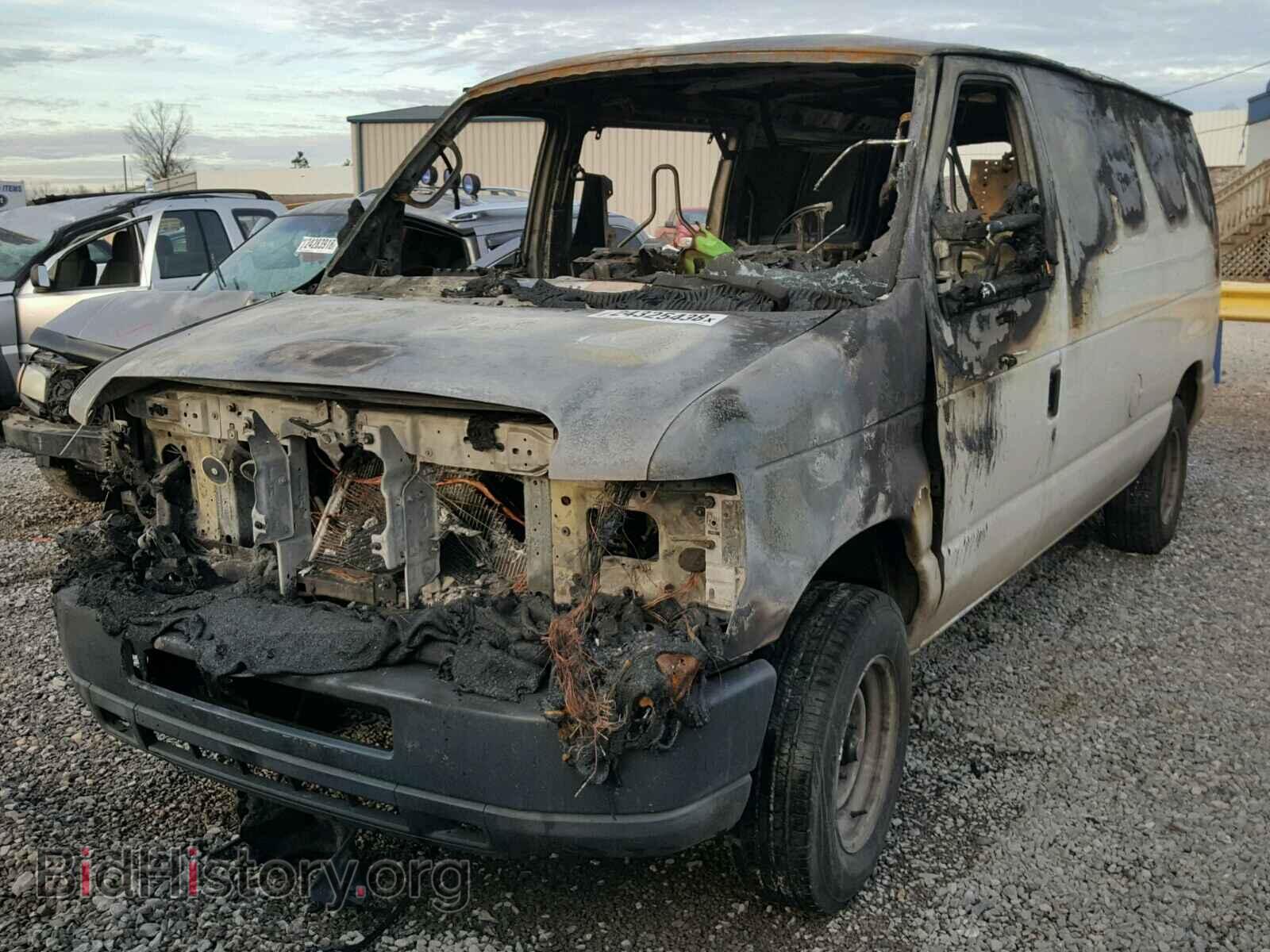 2010 FORD ECONOLINE - VIN: 1FTNE1EW2ADA53285 - Photo 2