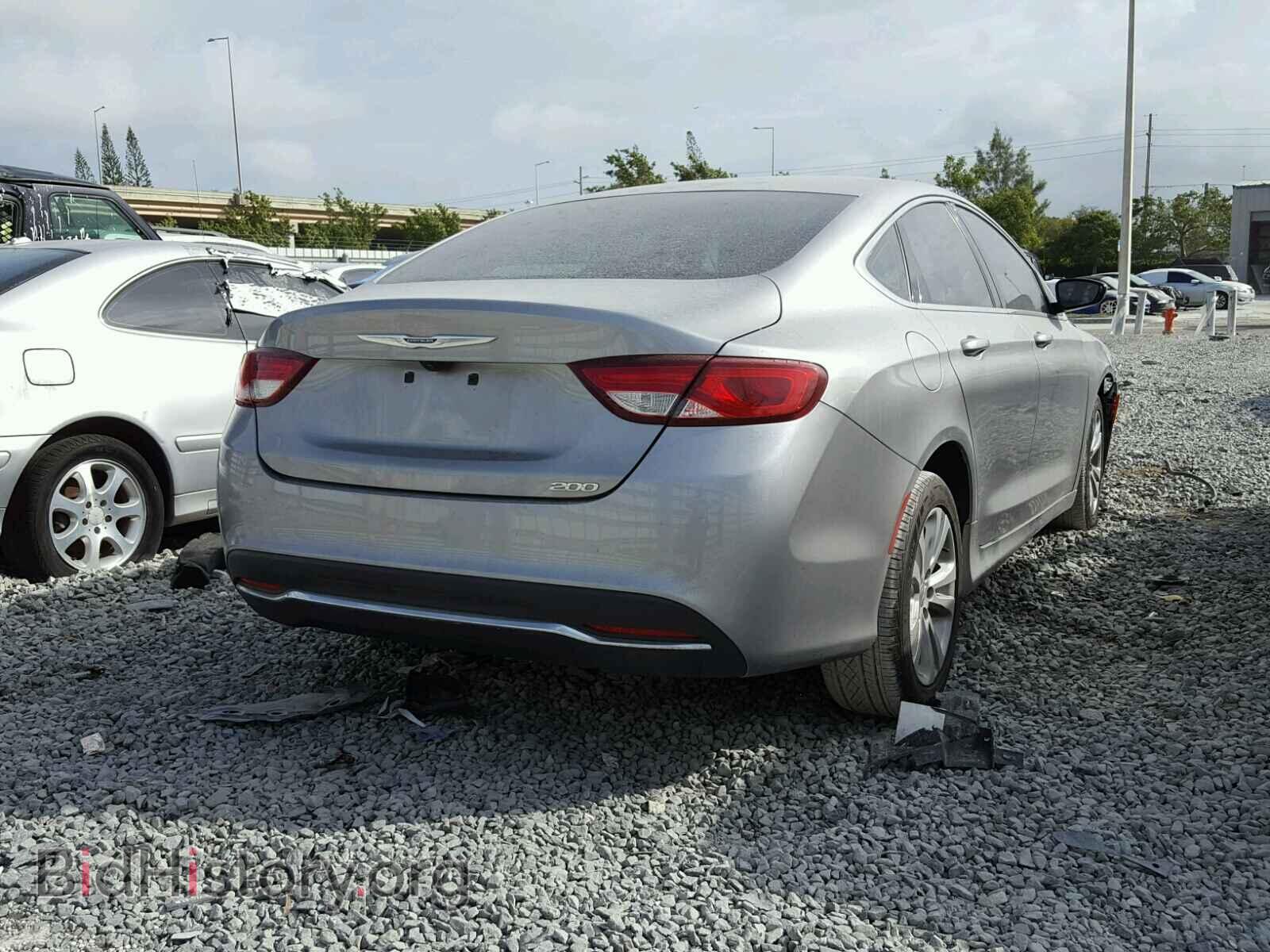 2016 CHRYSLER 200 - VIN: 1C3CCCAB1GN125466 - Photo 4