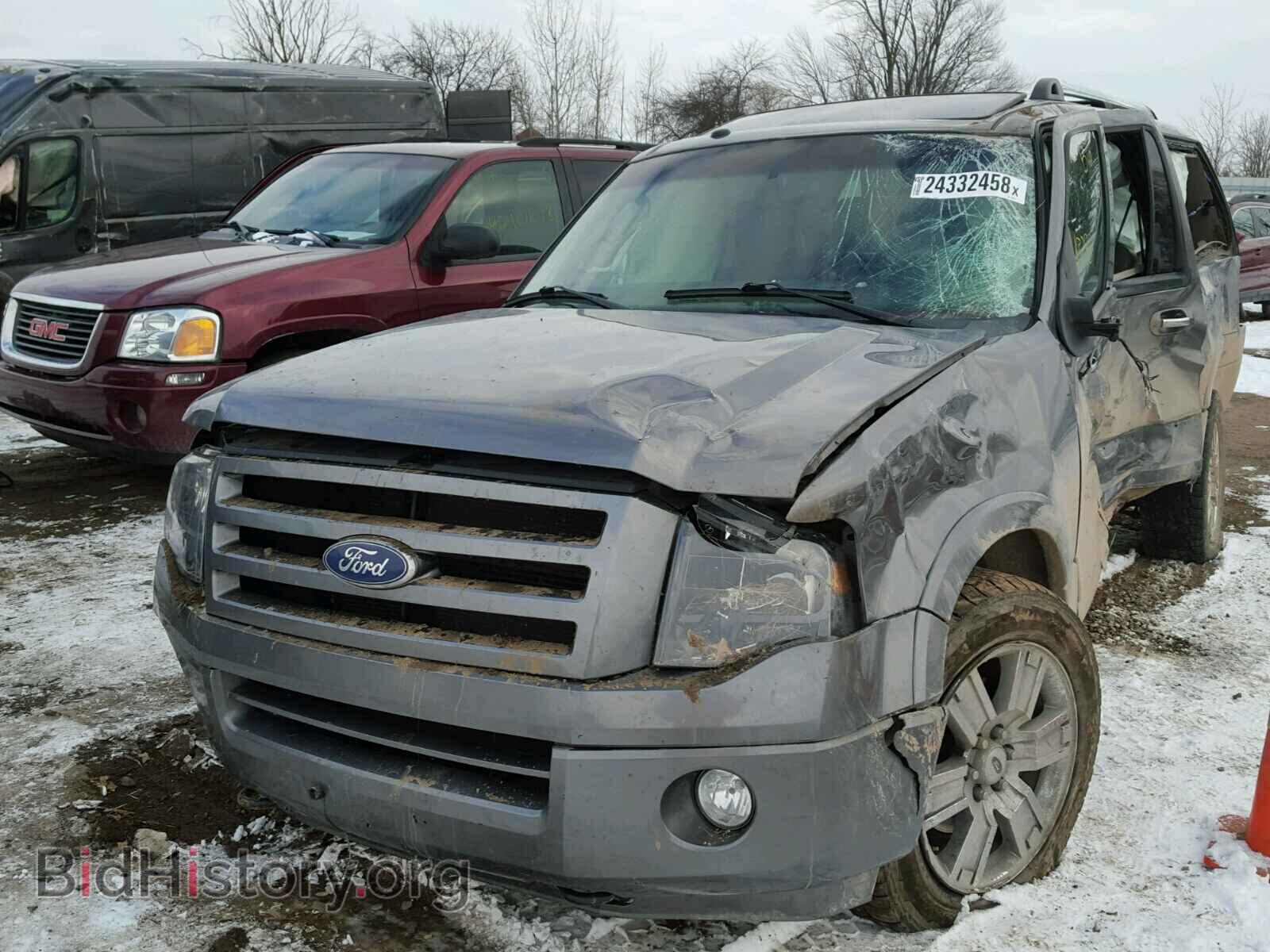 2010 FORD EXPEDITION - VIN: 1FMJK2A58AEA33901 - Фото 2