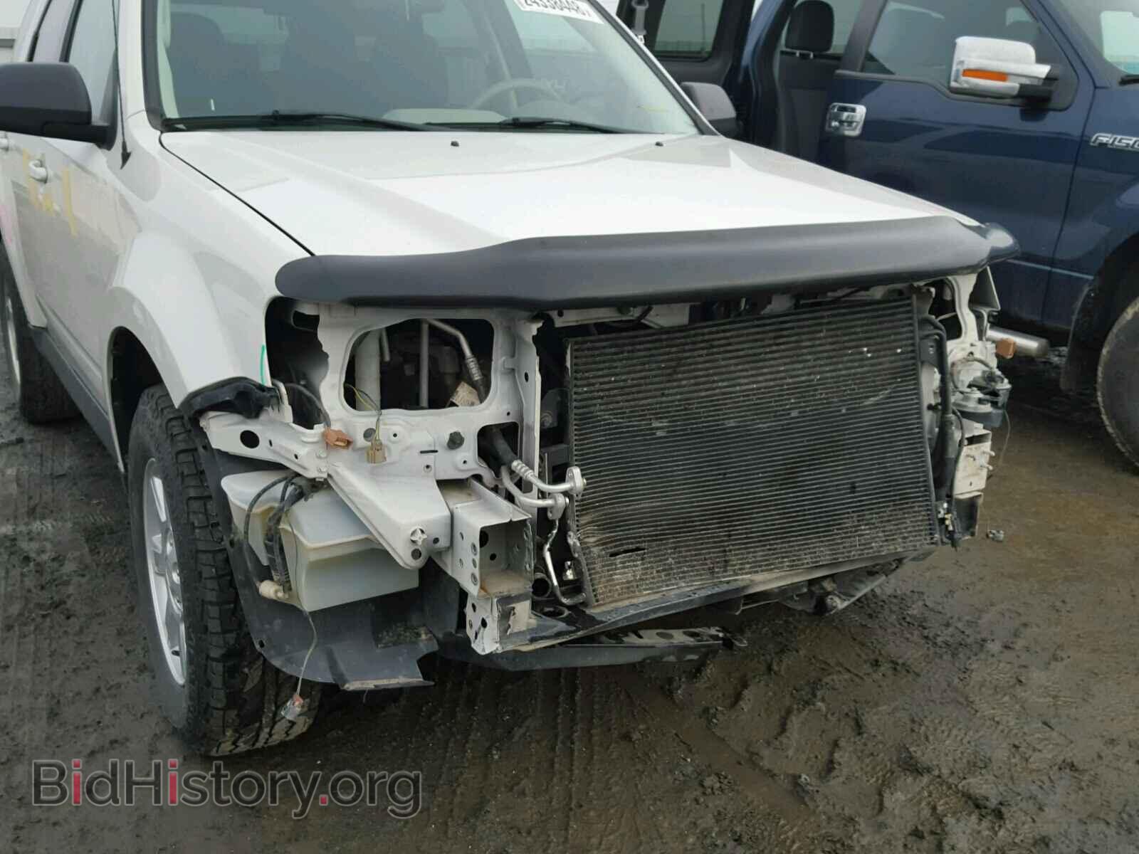 2011 MAZDA TRIBUTE - VIN: 4F2CY9C78BKM06604 - Фото 9