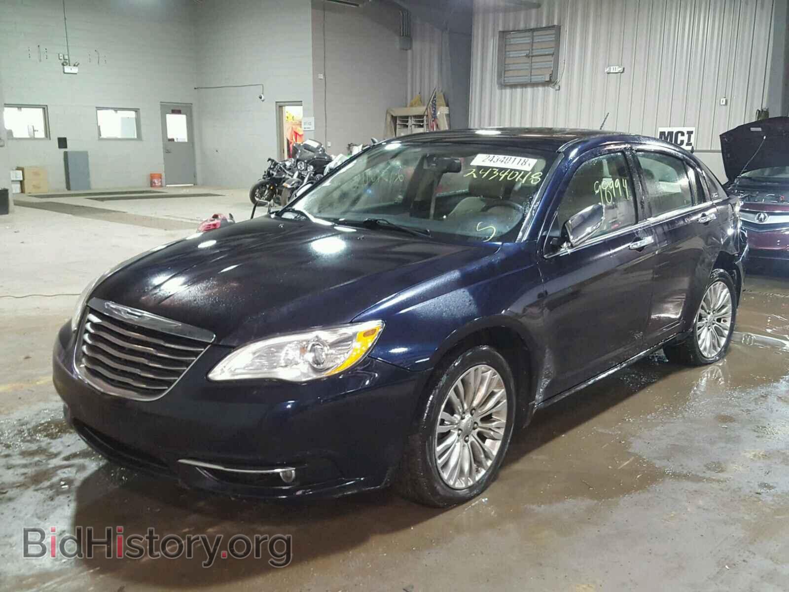2012 CHRYSLER 200 - VIN: 1C3CCBCG5CN185005 - Фото 2