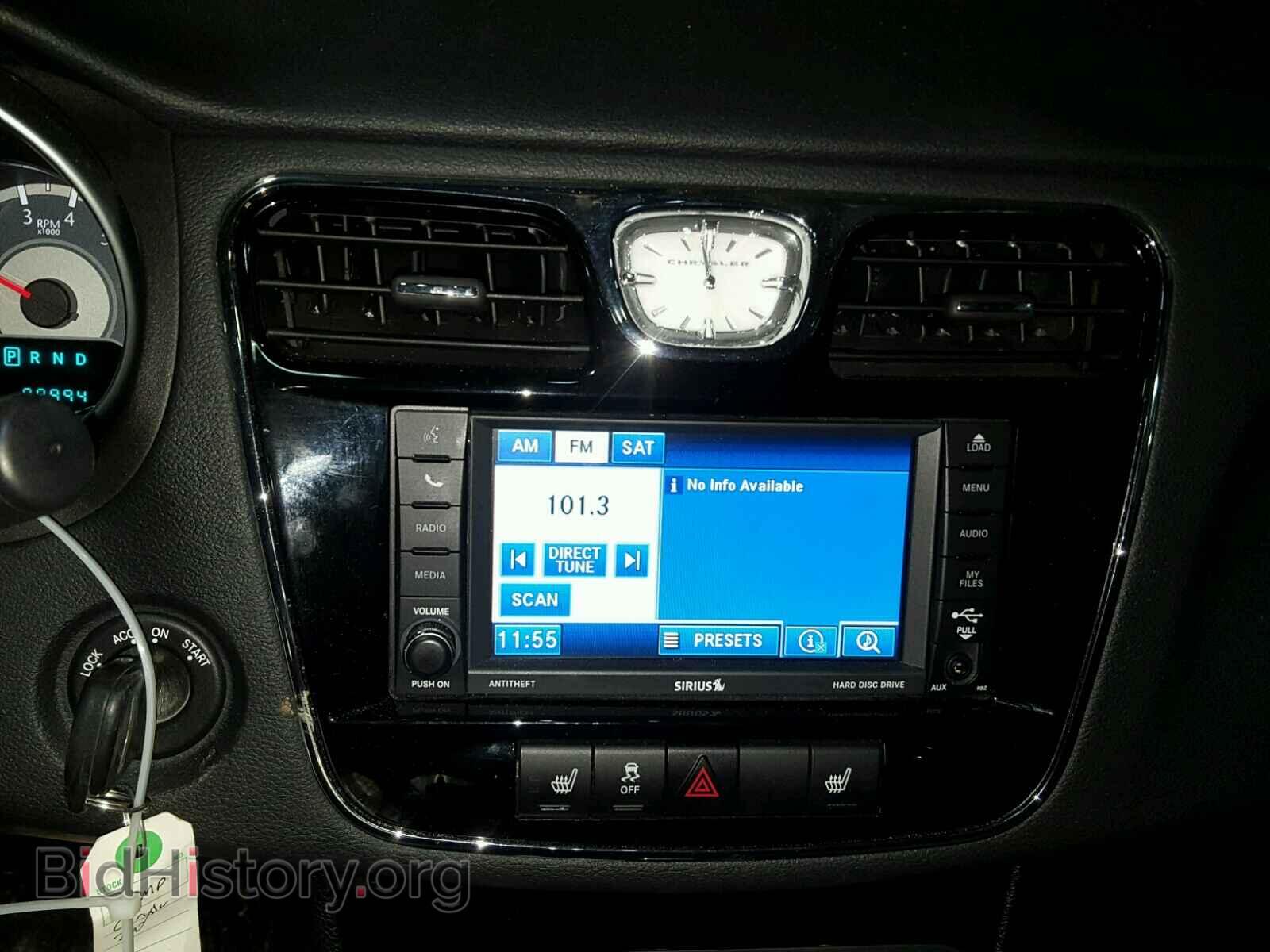 2012 CHRYSLER 200 - VIN: 1C3CCBCG5CN185005 - Фото 9