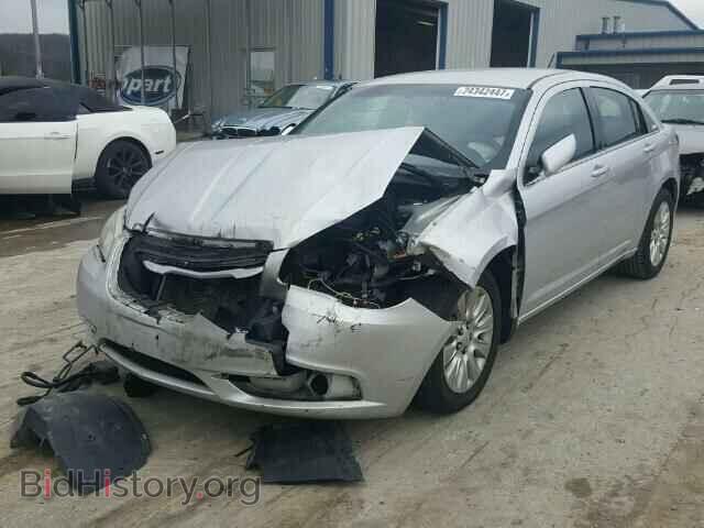 2012 CHRYSLER 200 - VIN: 1C3CCBAGXCN225422 - Фото 2