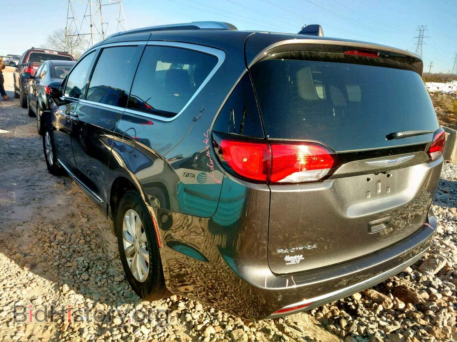 2018 CHRYSLER PACIFICA T - VIN: 2C4RC1EG3JR144269 - Фото 3