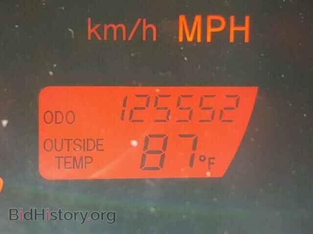2003 TOYOTA COROLLA - VIN: 2T1KR32E33C023761 - Фото 8