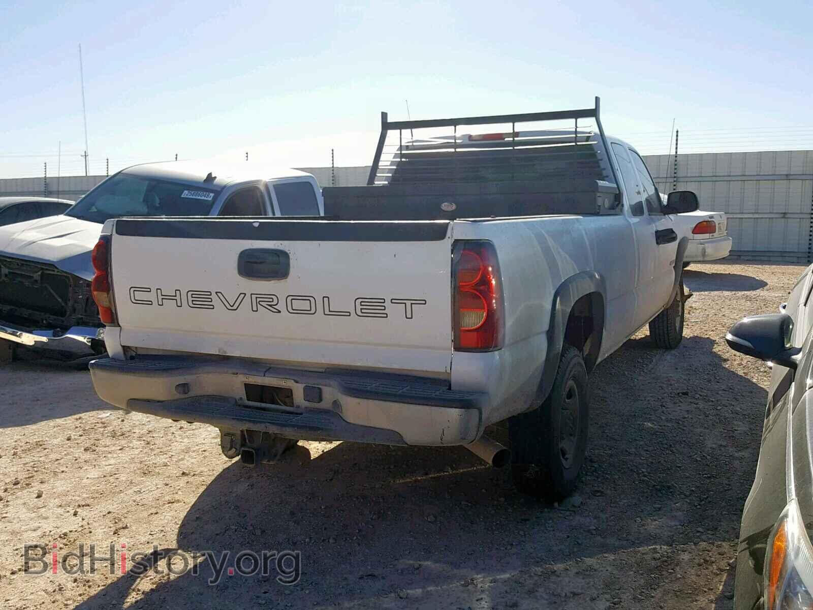 2005 CHEVROLET SILVERADO - VIN: 1GCHC29U95E315353 - Фото 4