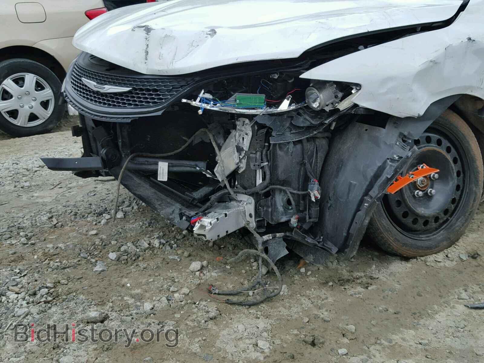 2015 CHRYSLER 200 - VIN: 1C3CCCBB7FN680158 - Фото 9
