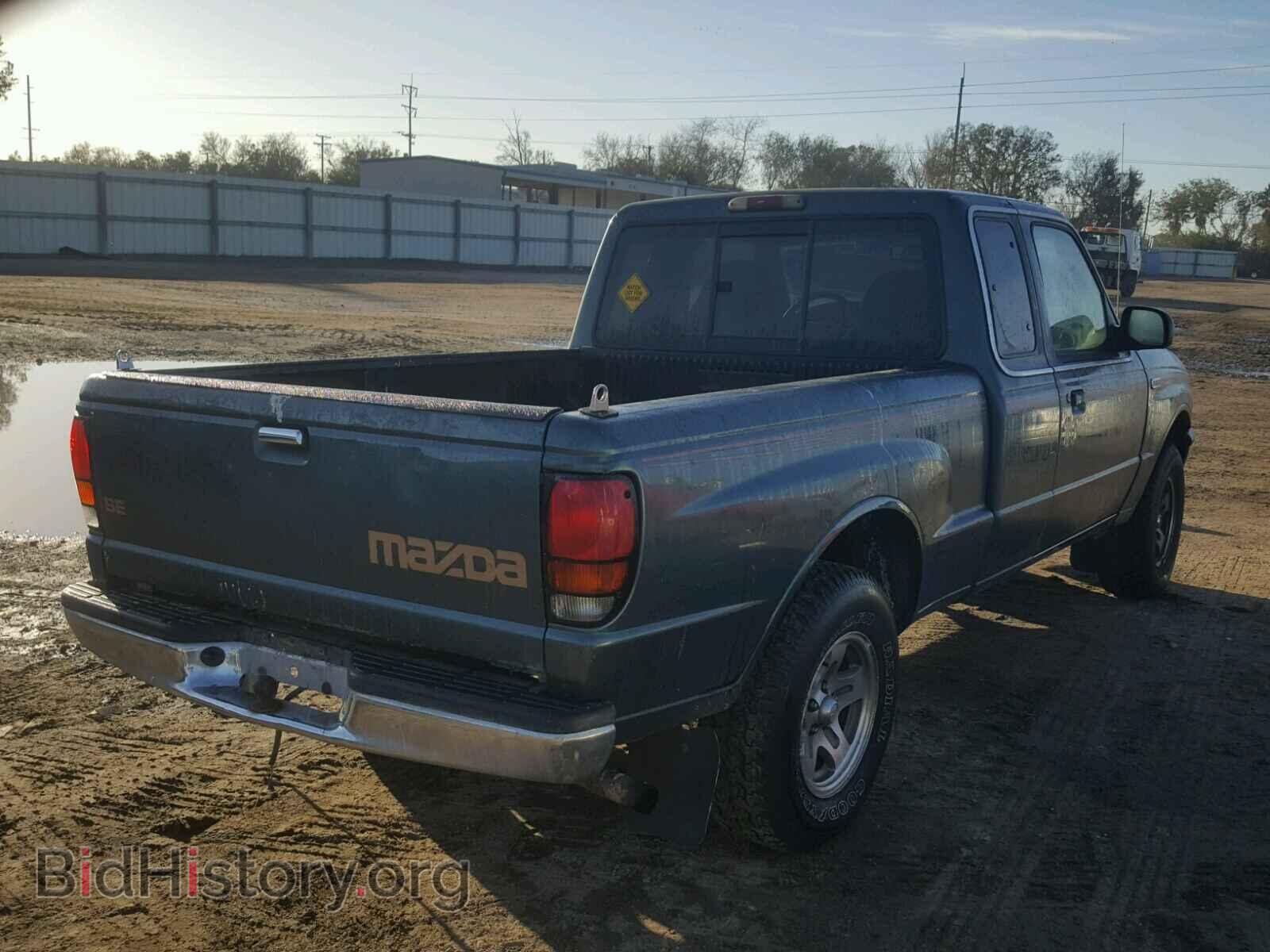 1998 MAZDA B2500 - VIN: 4F4YR16C8WTM02895 - Фото 4
