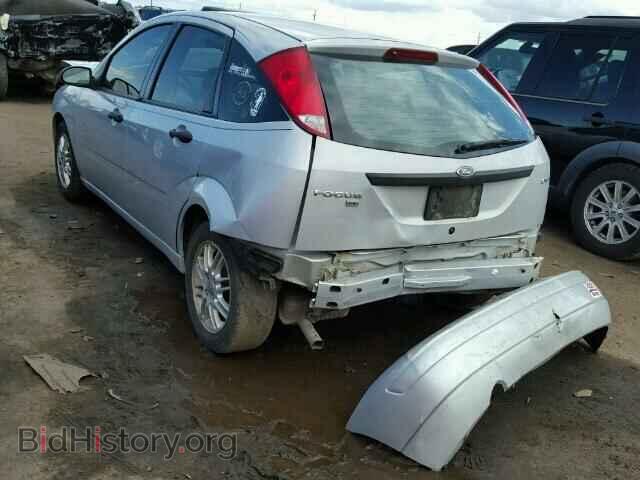 2005 FORD FOCUS - VIN: 3FAFP37N05R136702 - Фото 3