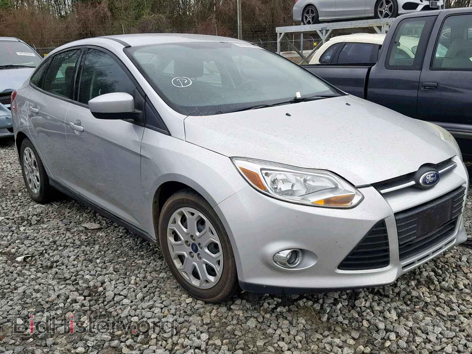 Photo 1FAHP3F27CL197895 - FORD FOCUS SE 2012
