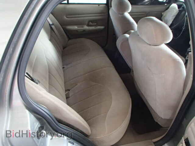 2000 FORD CROWN VIC - VIN: 2FAFP71W2YX113193 - Фото 6
