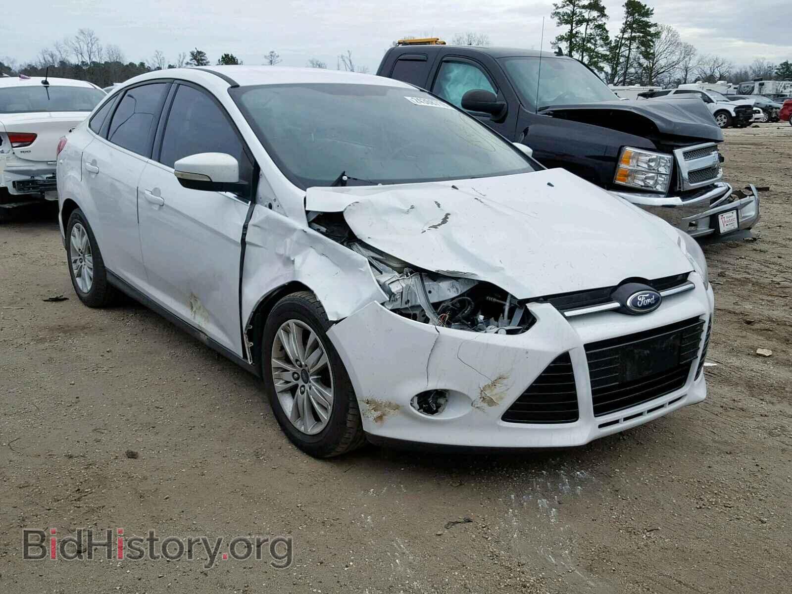Photo 1FAHP3H27CL363541 - FORD FOCUS 2012