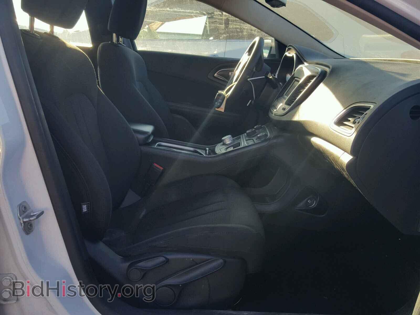 2015 CHRYSLER 200 - VIN: 1C3CCCABXFN716720 - Photo 5