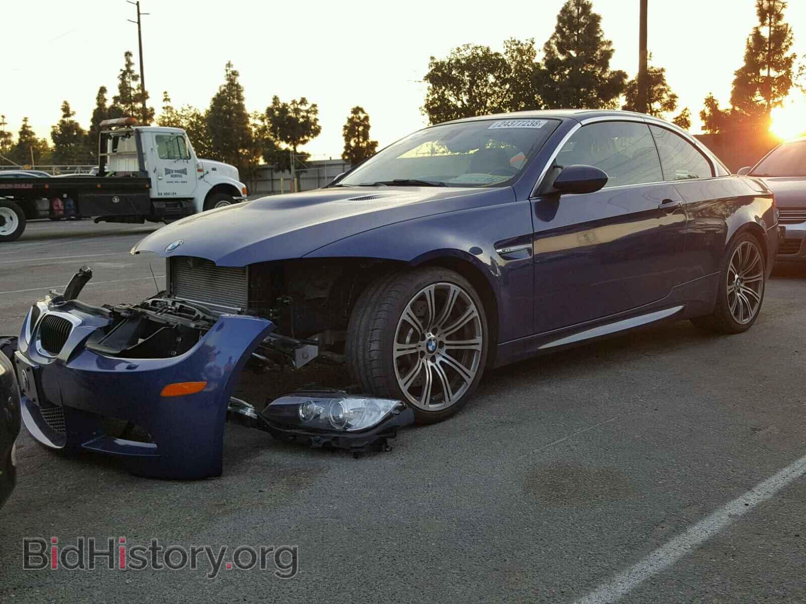 2011 BMW M3 - VIN: WBSDX9C54BE399289 - Фото 2