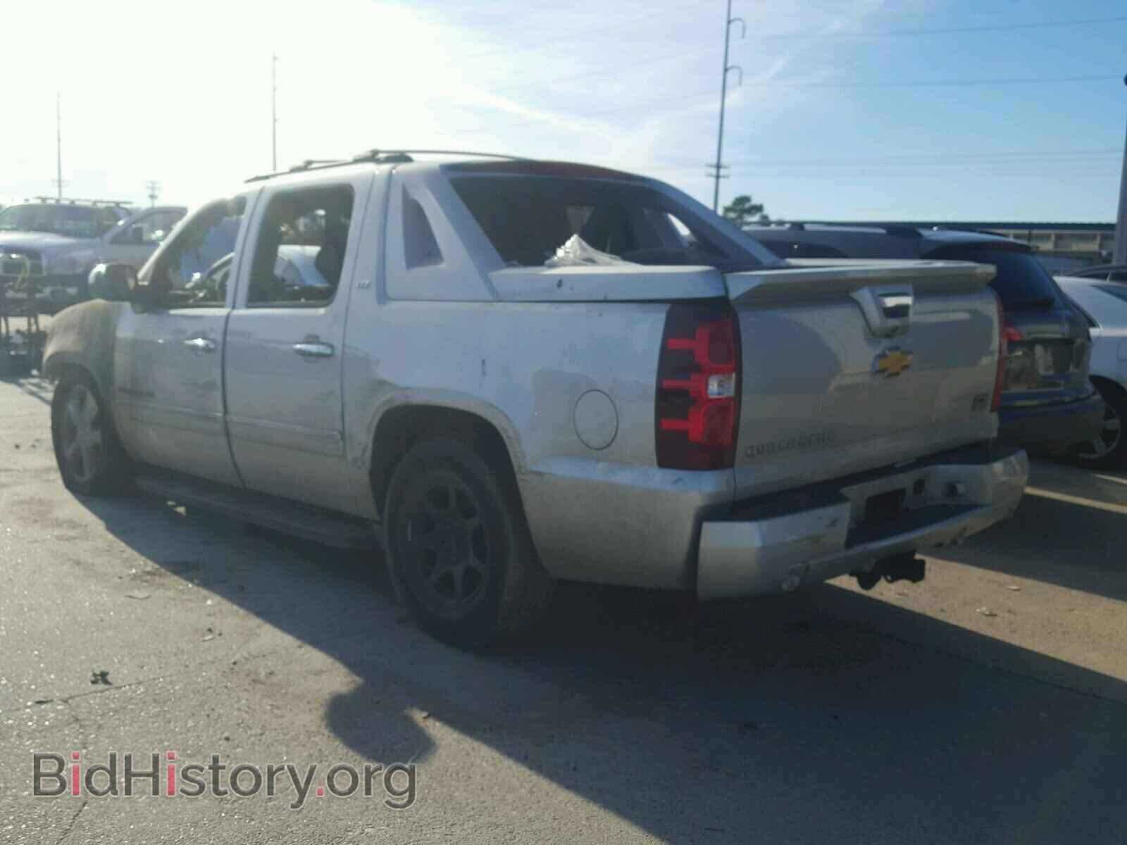 2011 CHEVROLET AVALANCHE - VIN: 3GNTKGE32BG321921 - Фото 3