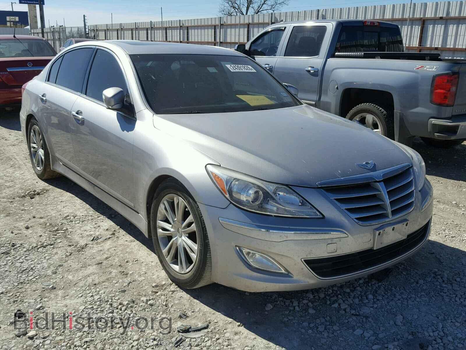 Photo KMHGC4DD5CU152035 - HYUNDAI GENESIS 2012