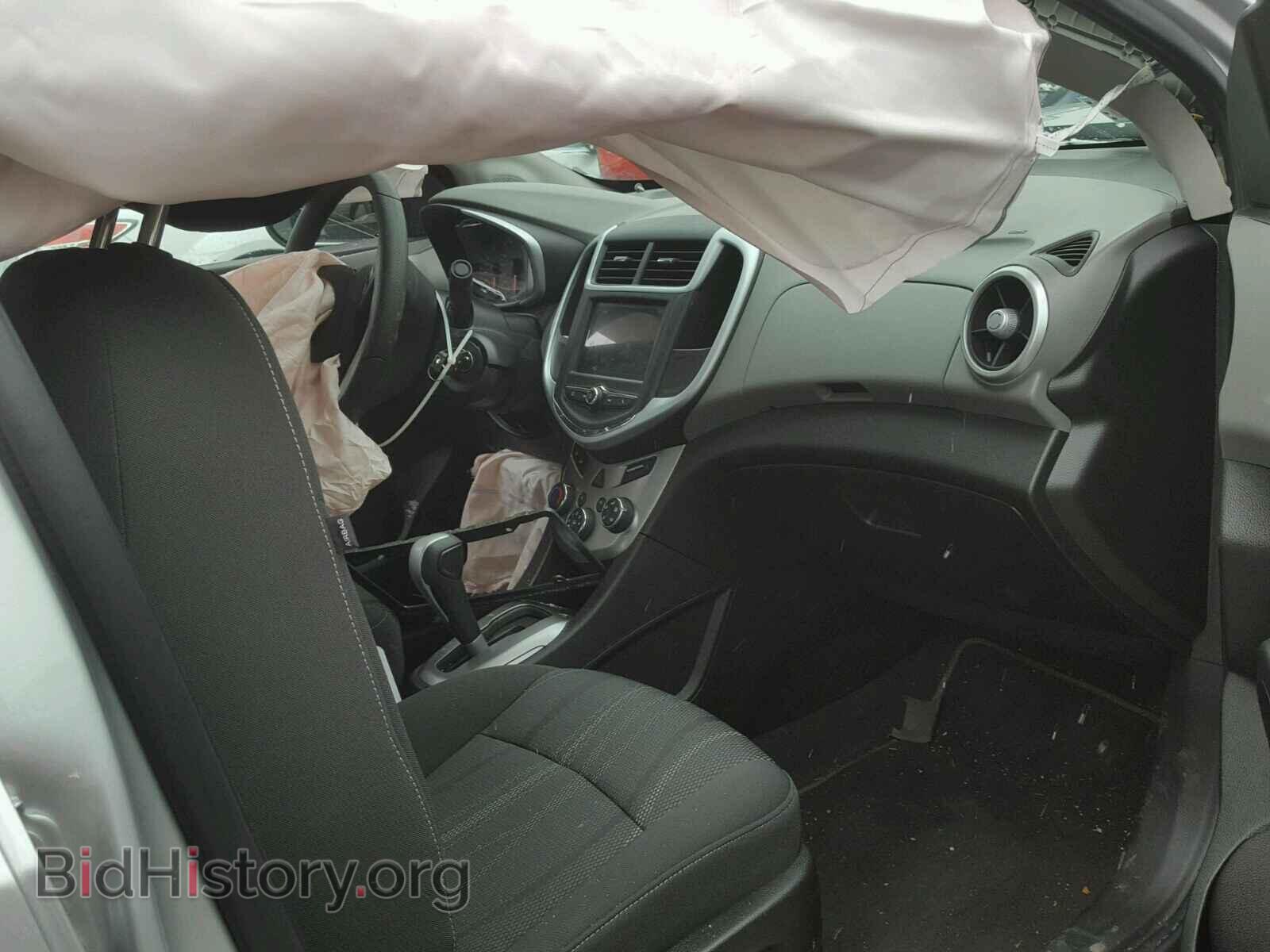 2017 CHEVROLET SONIC - VIN: 1G1JD5SH1H4165190 - Фото 5