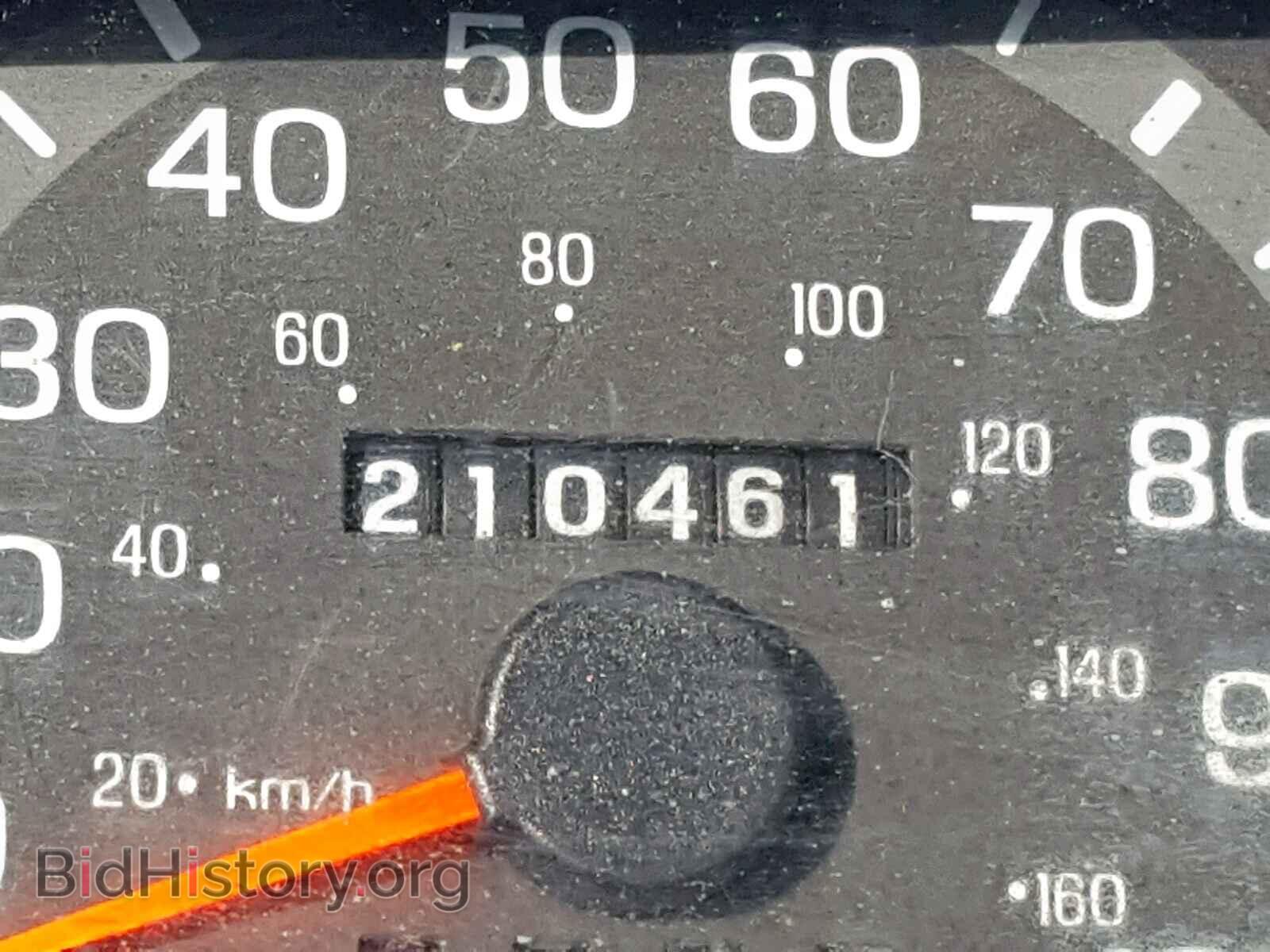 2000 FORD ECONOLINE - VIN: 1FTNE24L5YHB24267 - Photo 8