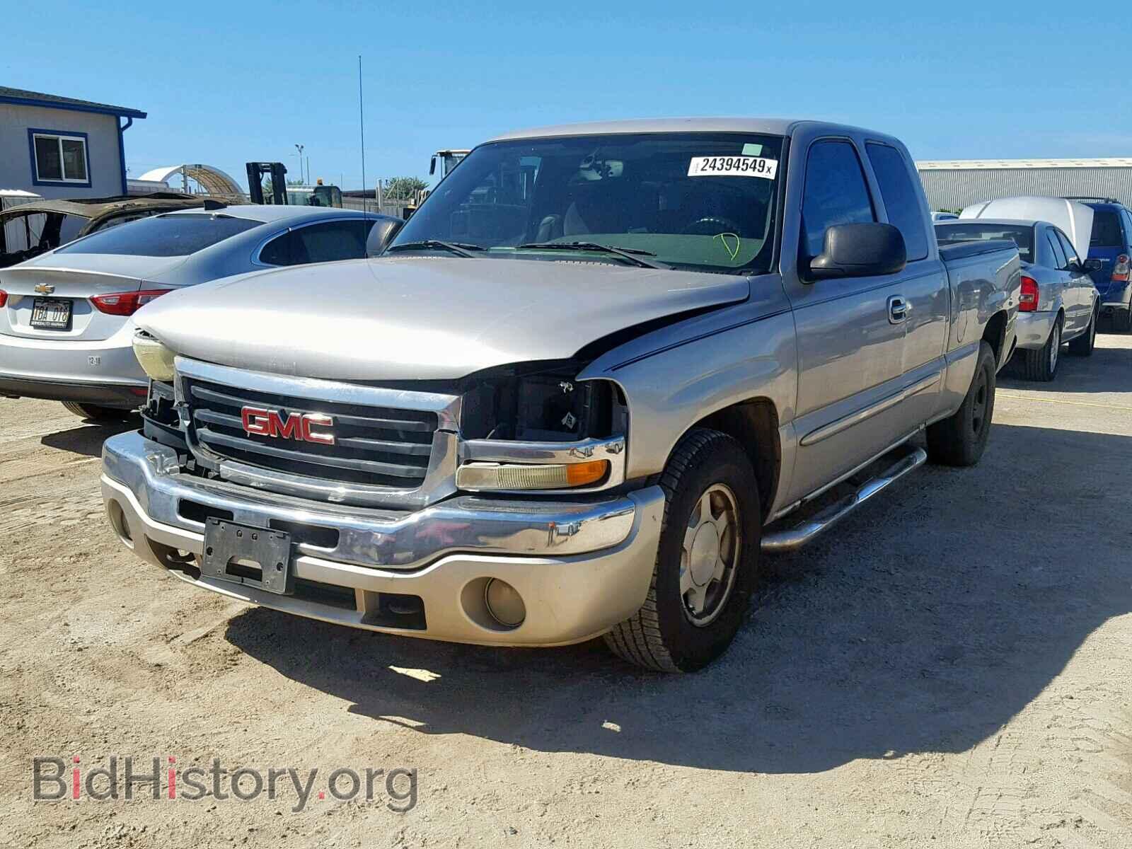2004 GMC NEW SIERRA - VIN: 2GTEC19T941167192 - Фото 2