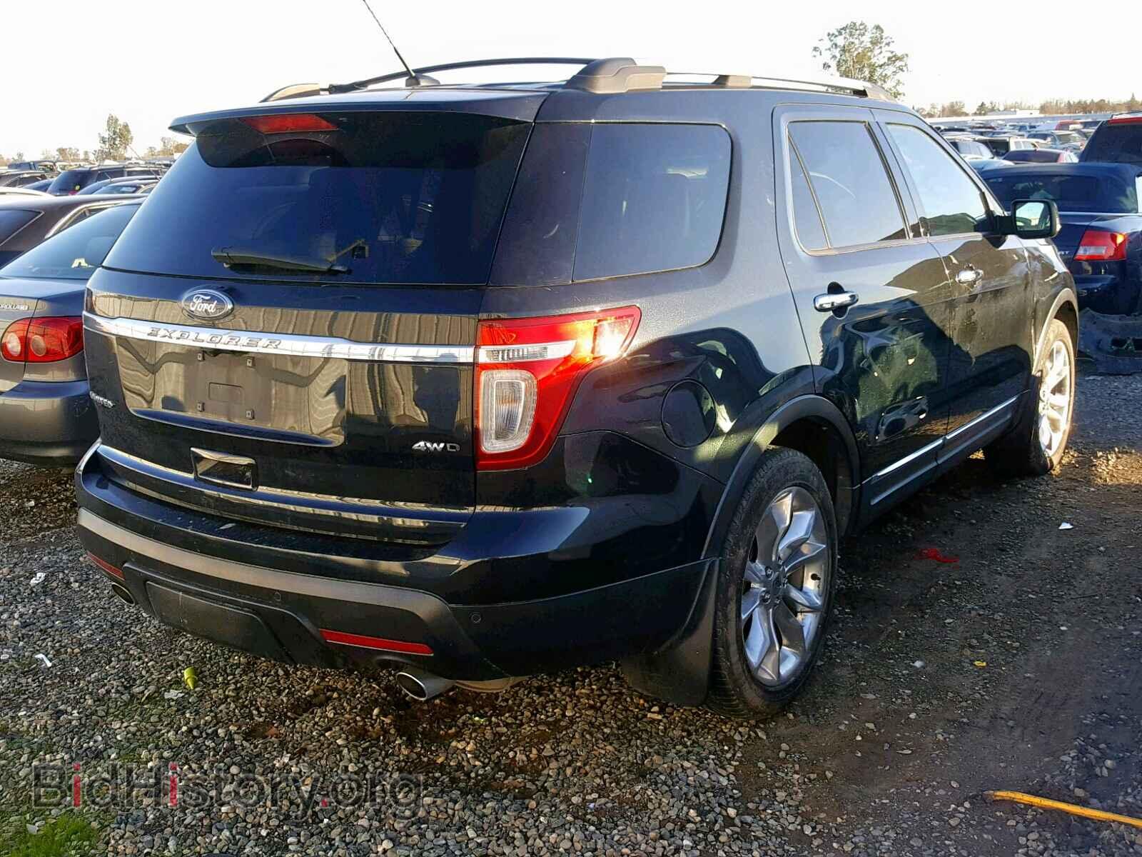 2011 FORD EXPLORER L - VIN: 1FMHK8F82BGA18689 - Photo 4