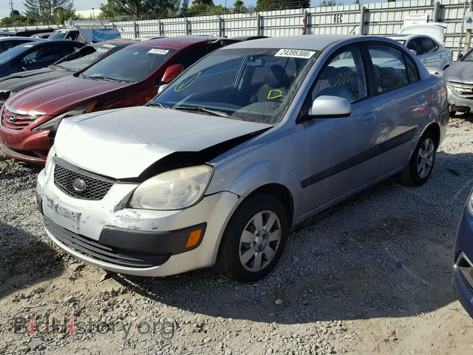 2007 KIA RIO BASE - VIN: KNADE123X76203174 - Фото 2