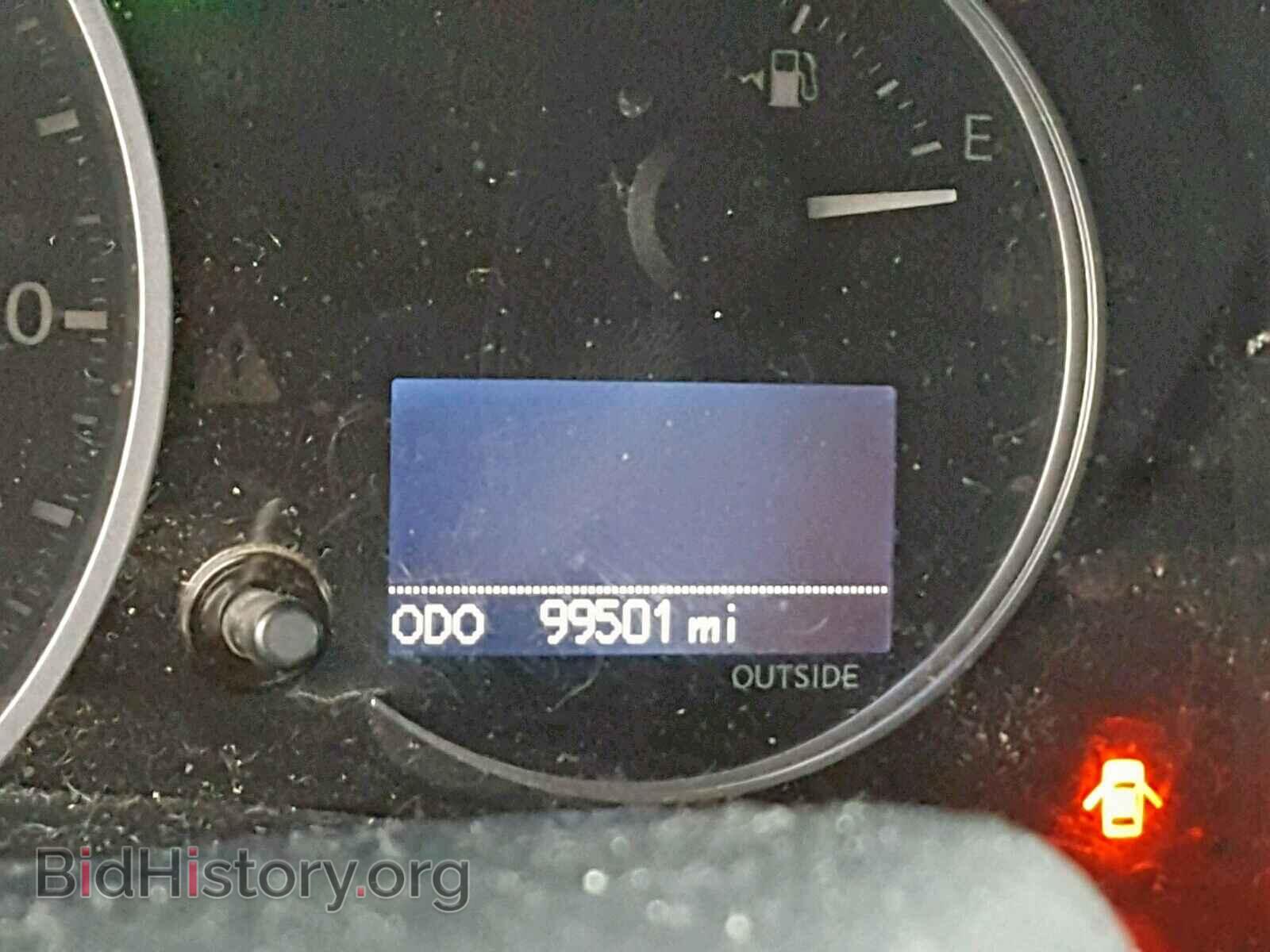 2011 LEXUS CT 200 - VIN: JTHKD5BH7B2014108 - Фото 8