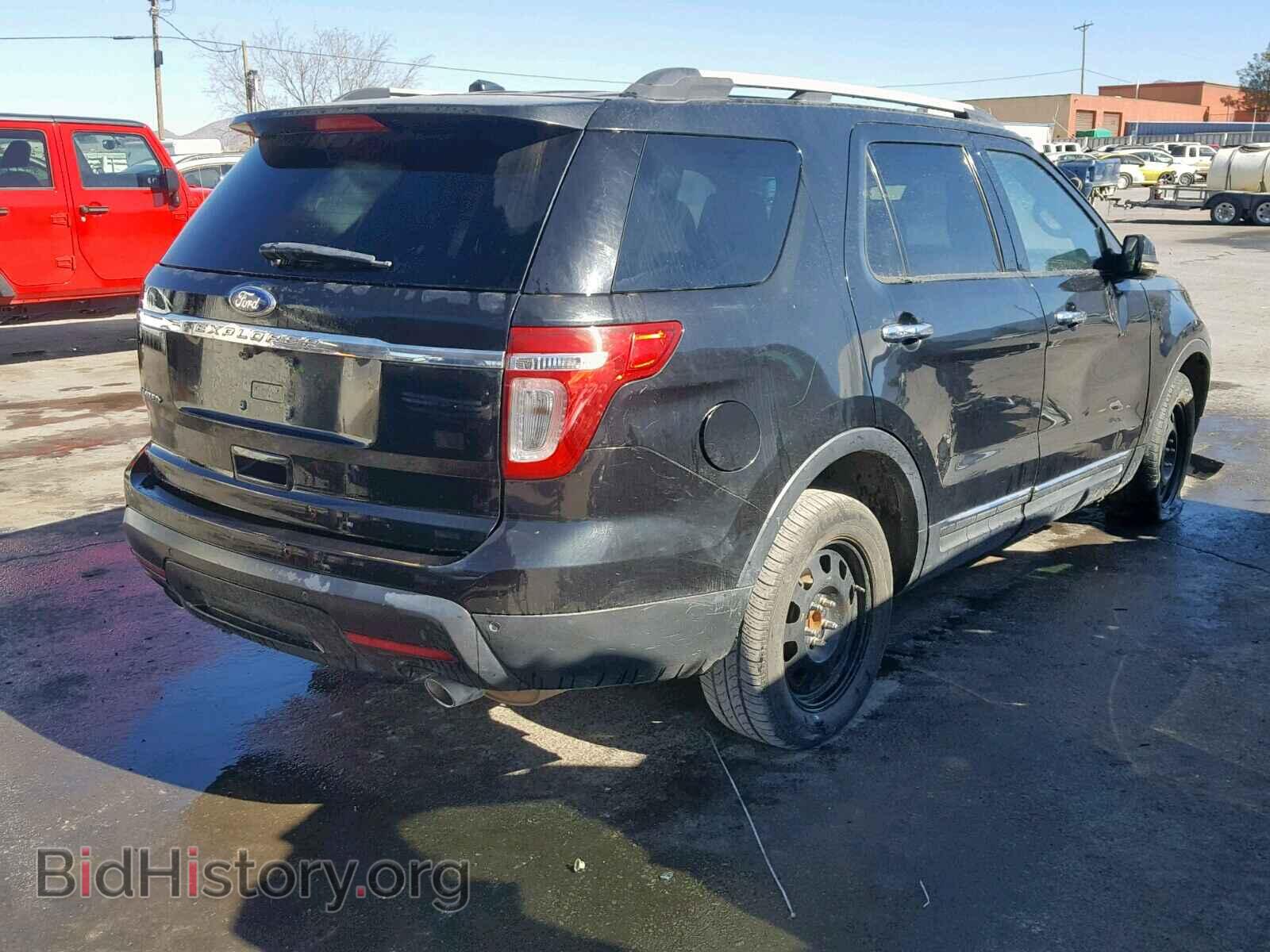 2011 FORD EXPLORER L - VIN: 1FMHK7F89BGA31899 - Photo 4