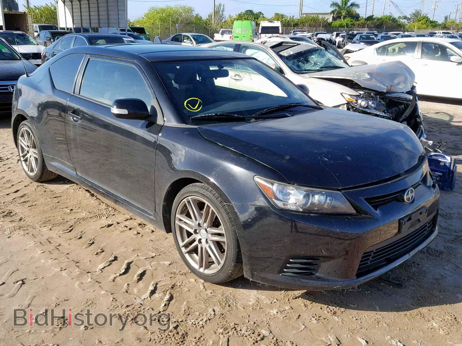 Фотография JTKJF5C75B3017119 - TOYOTA SCION TC 2011