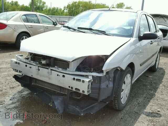 2005 FORD FOCUS - VIN: 1FAFP34N35W303863 - Photo 2
