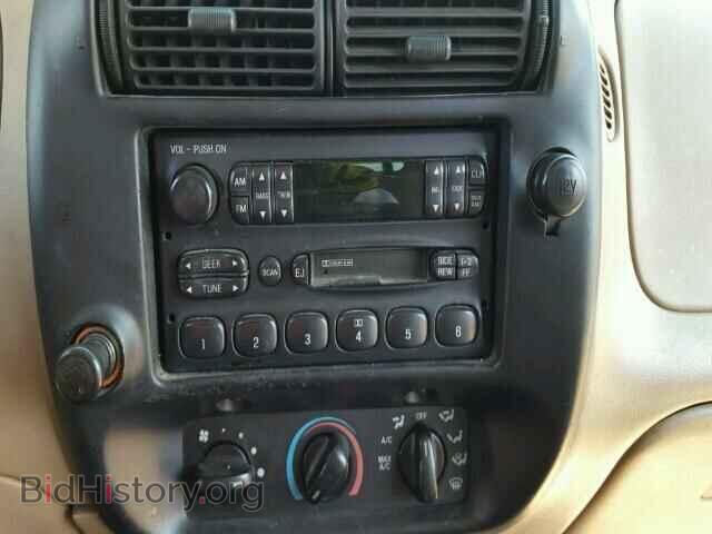 1998 MAZDA B2500 - VIN: 4F4YR12C8WTM11327 - Фото 9