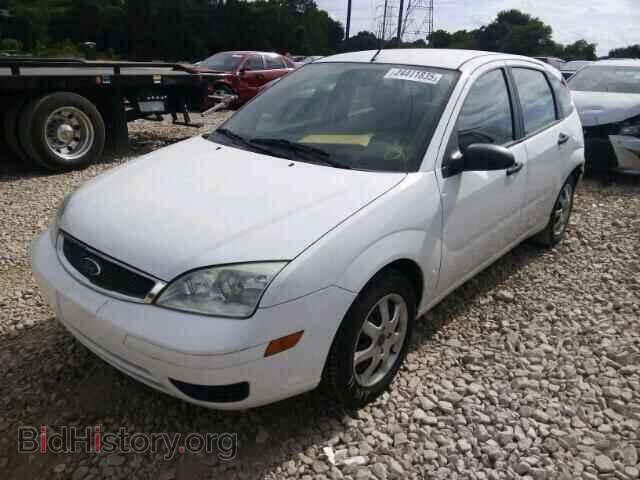 2005 FORD FOCUS - VIN: 3FAFP37N45R124522 - Фото 2