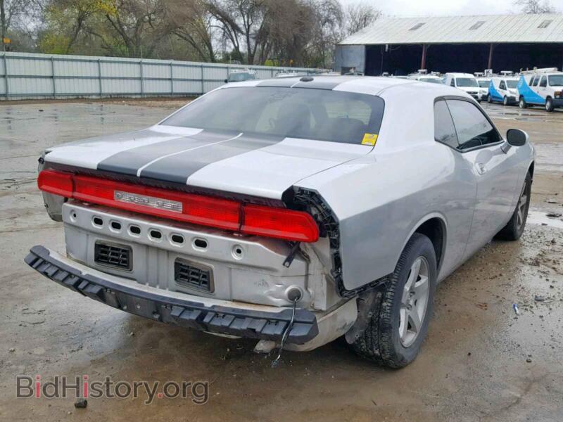 2010 Dodge CHALLENGER (VIN 2B3CJ4DVXAH283237) — фото 4 из 10