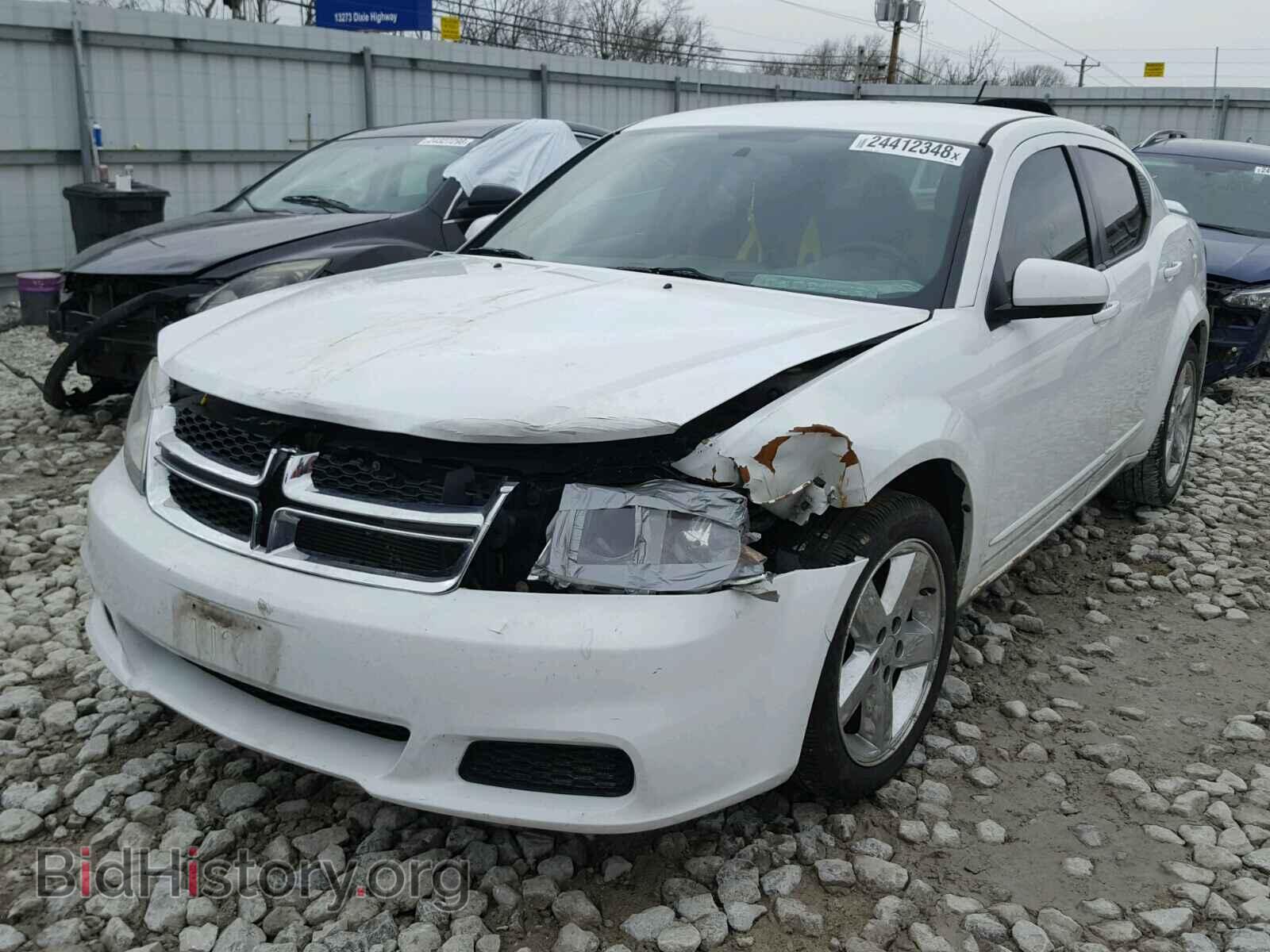 2011 DODGE AVENGER - VIN: 1B3BD1FB1BN557003 - Фото 2